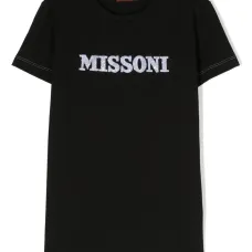 Футболка с вышитым логотипом