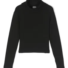 Джемпер с высоким воротником