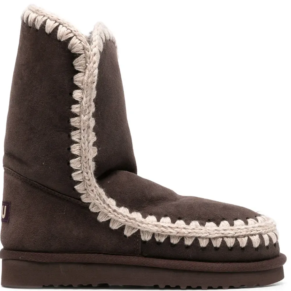 Ботинки с нашивкой-логотипом