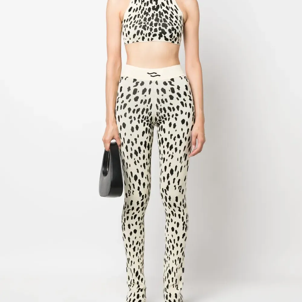 Укороченный топ Sheena с анималистичным узором