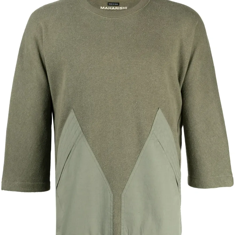 Футболка с круглым вырезом