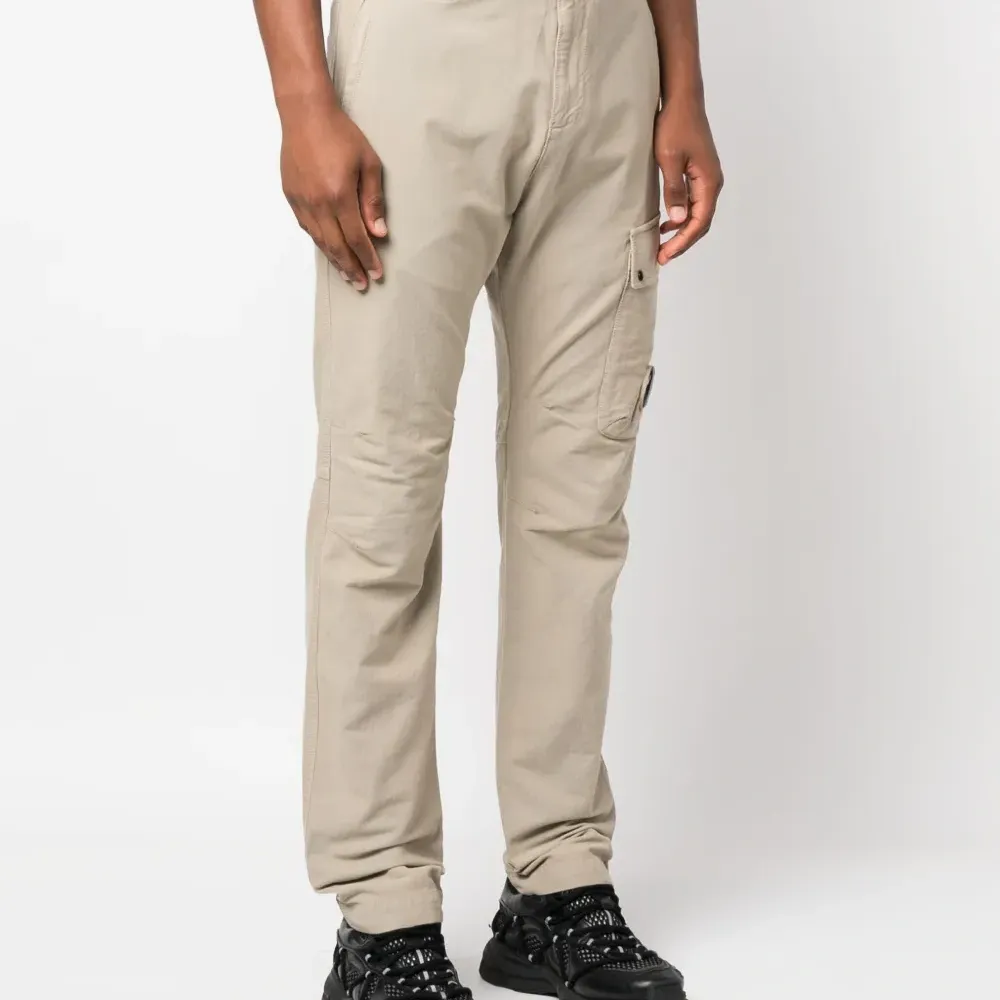 Брюки карго Ottoman с декором Lens