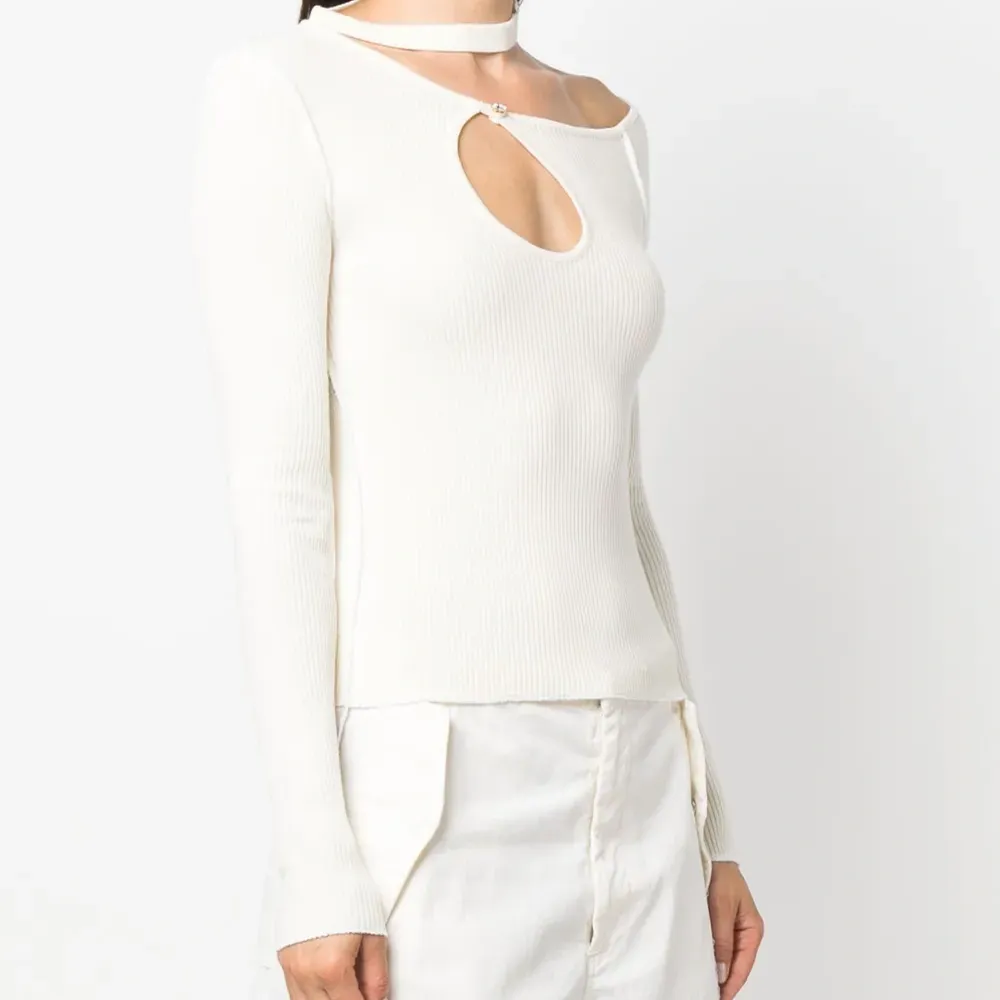 Топ Kylie в рубчик с вырезом