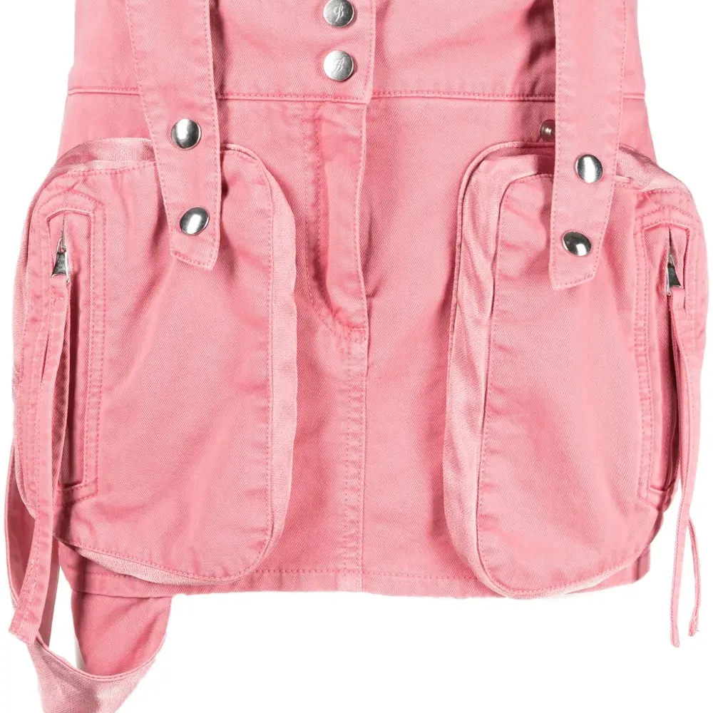 Мини-юбка с накладными карманами