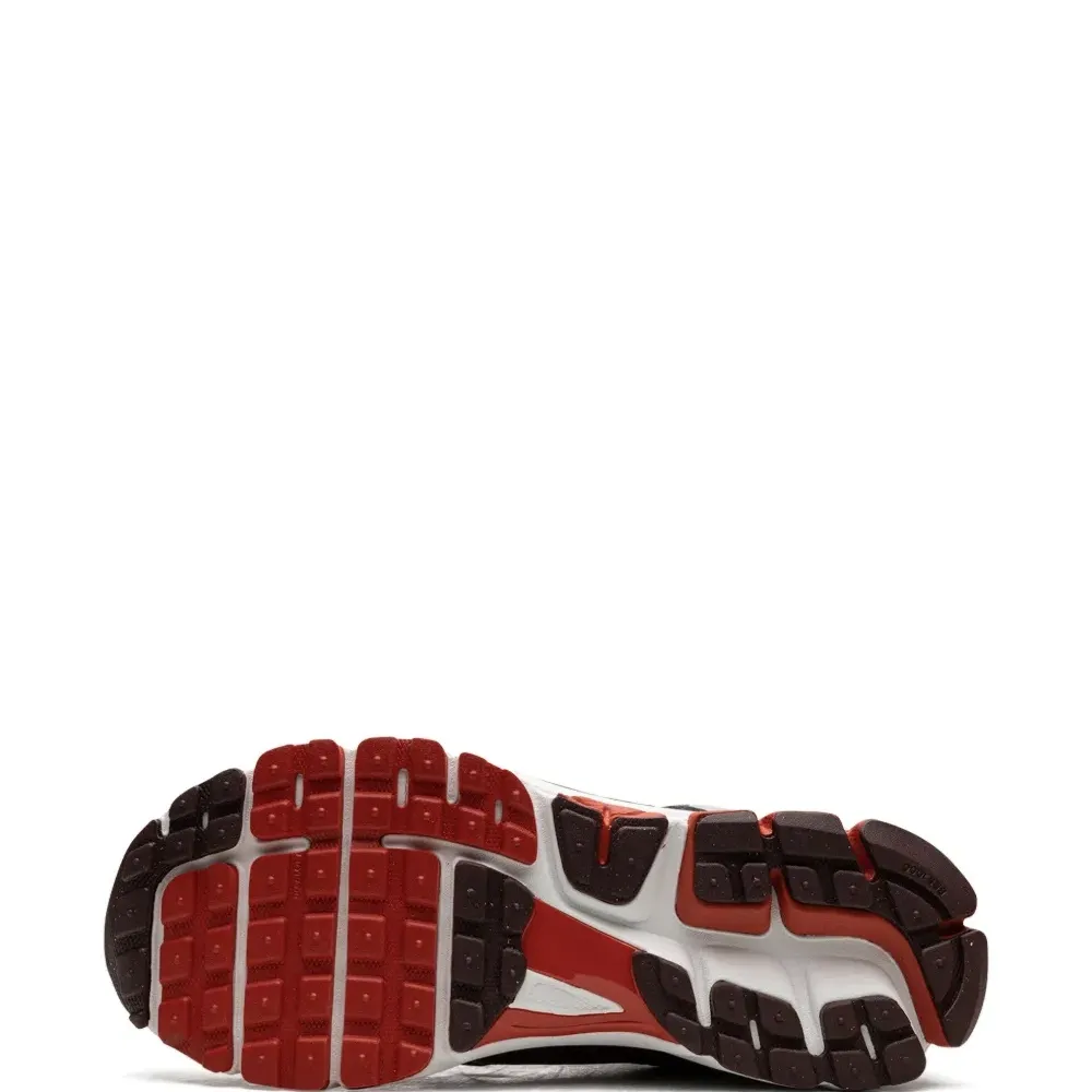 Кроссовки Zoom Vomero 5 Team Red