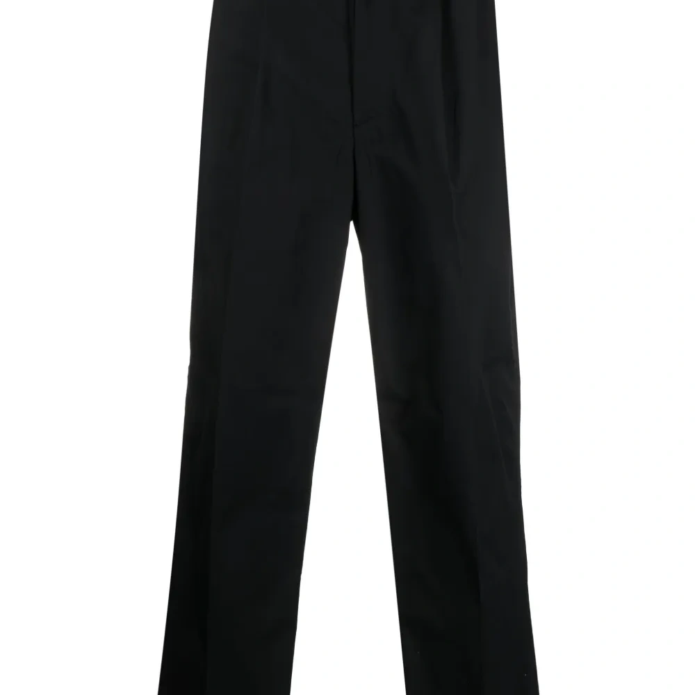 Прямые брюки со складками