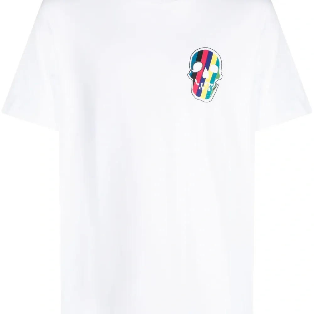 Футболка из органического хлопка с нашивкой Футболка из органического хлопка с нашивкой