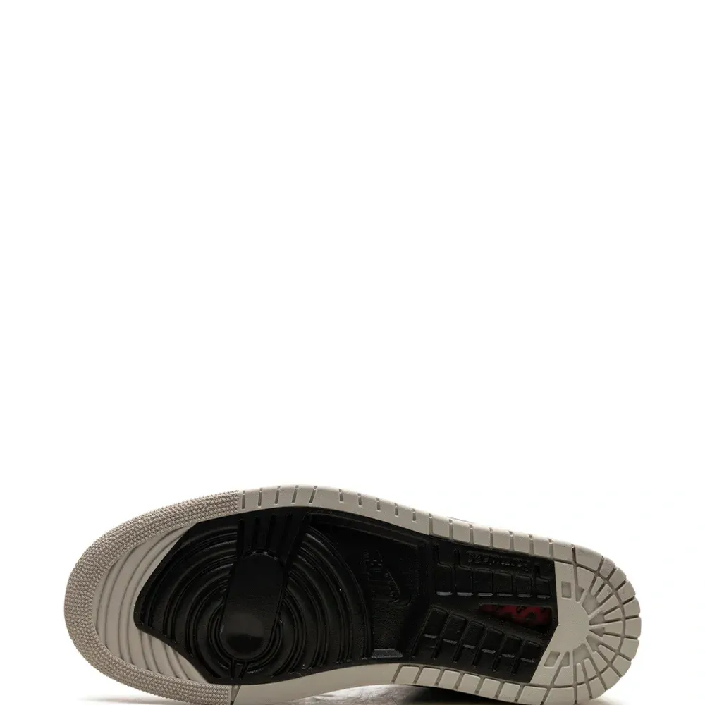 Кроссовки Air Jordan 1 High Zoom CMFT 2 Light Iron Ore