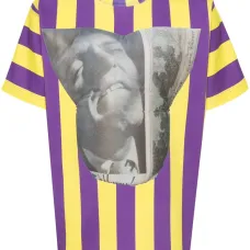 Футболка в вертикальную полоску