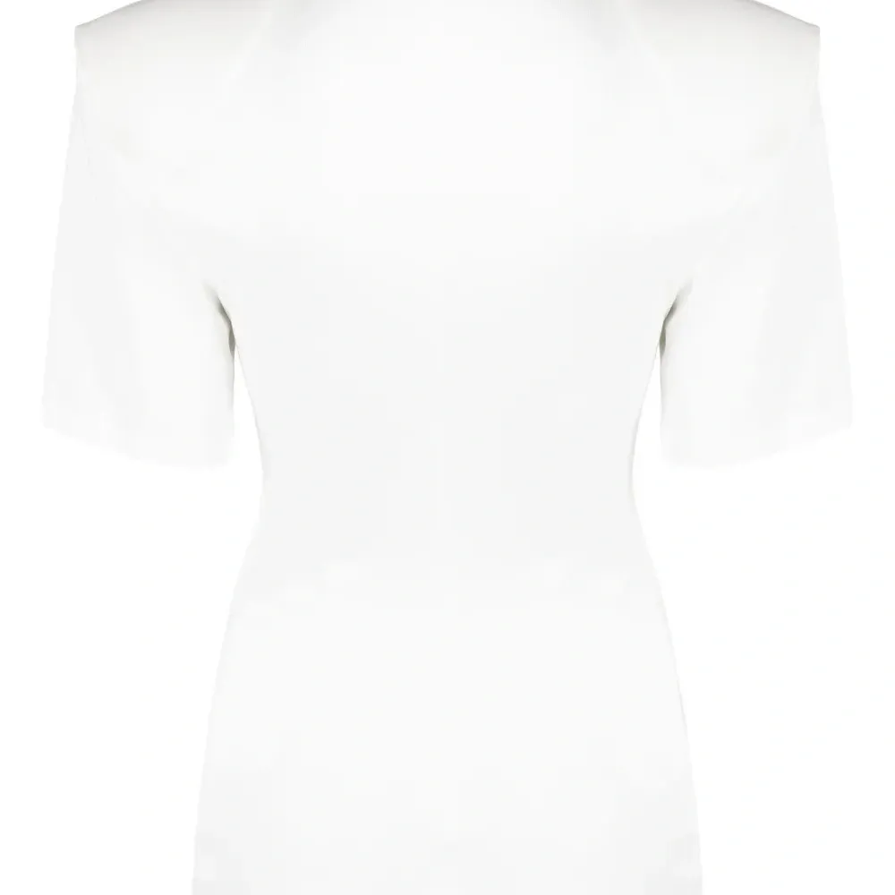 Футболка с вышитым логотипом