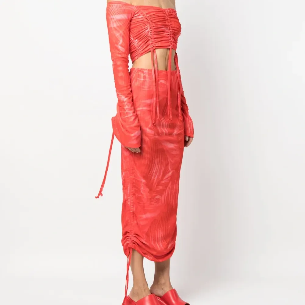 Плиссированный укороченный топ Плиссированный укороченный топ