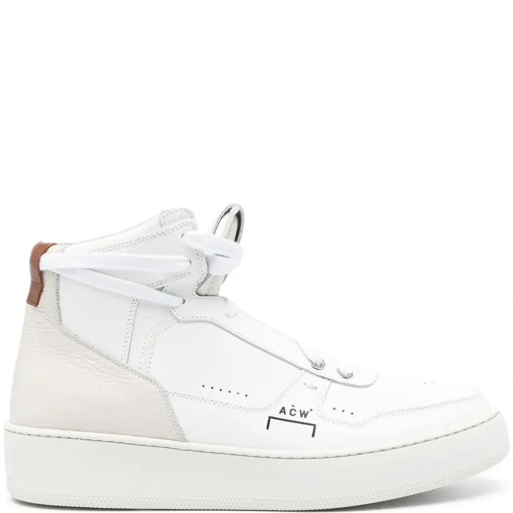 Высокие кроссовки с логотипом