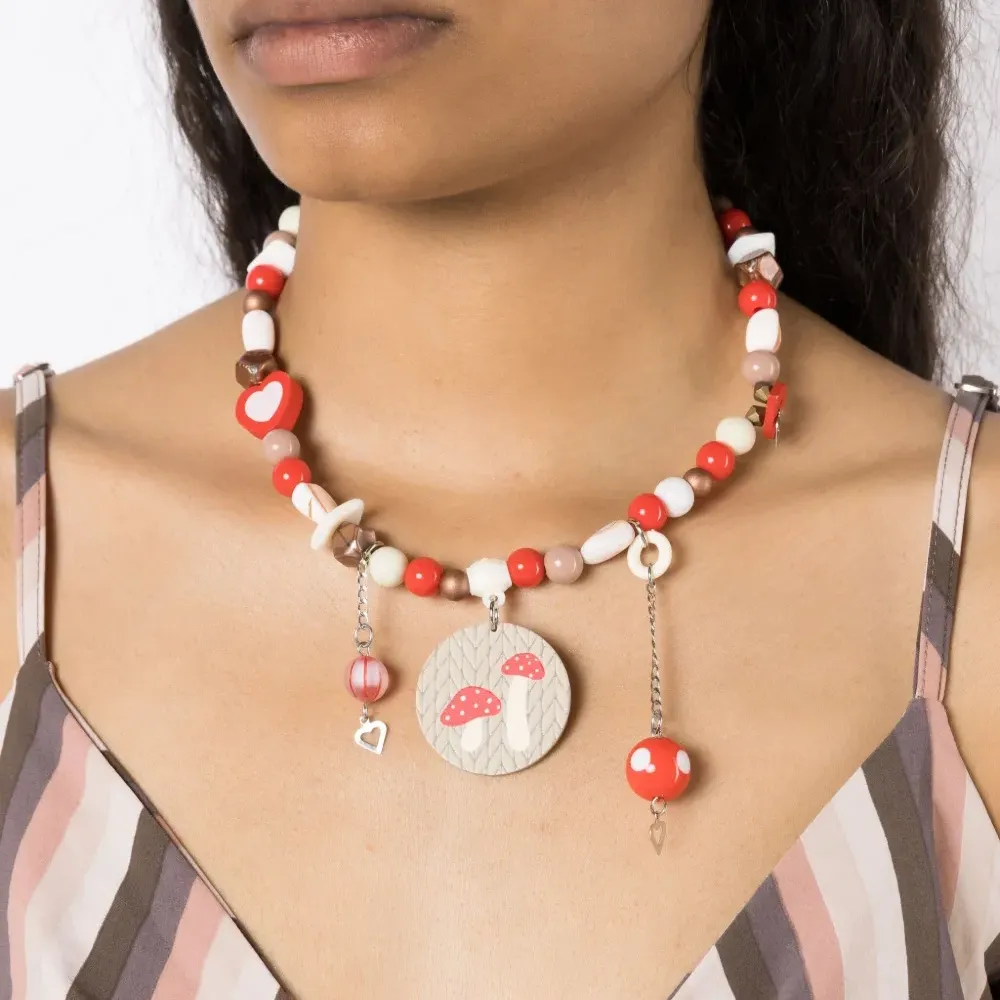 Колье с подвеской