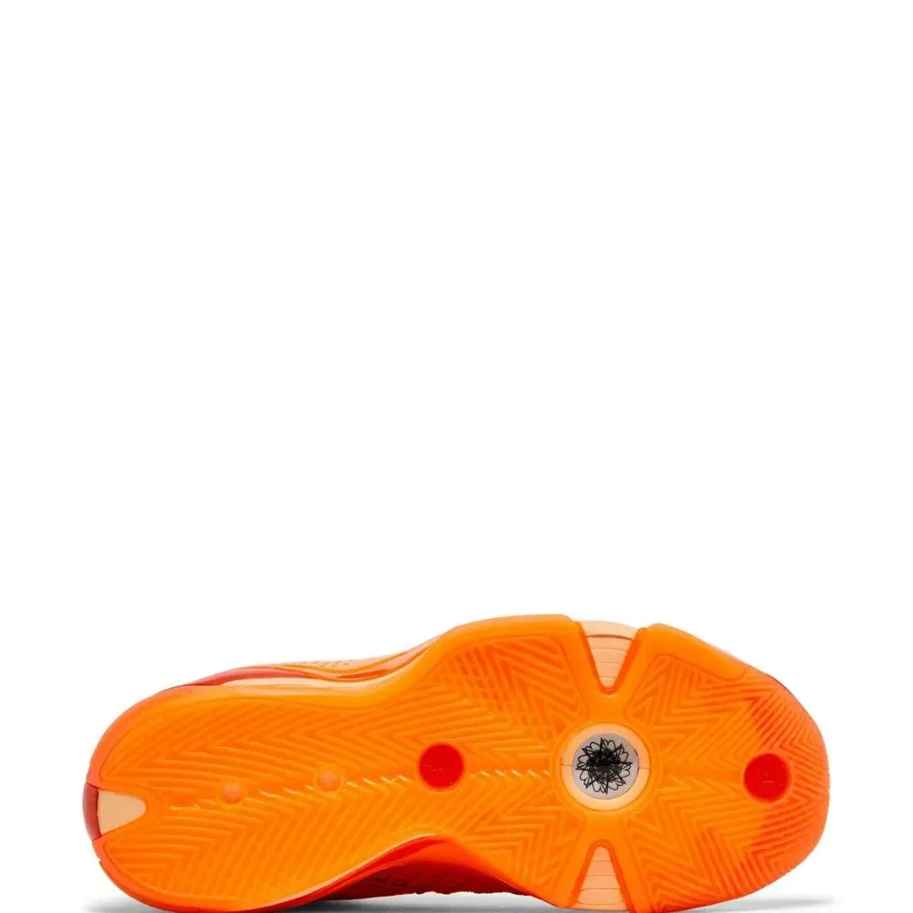 Кроссовки Air Jordan 38 Center Star из коллаборации с WNBA Кроссовки Air Jordan 38 Center Star из коллаборации с WNBA