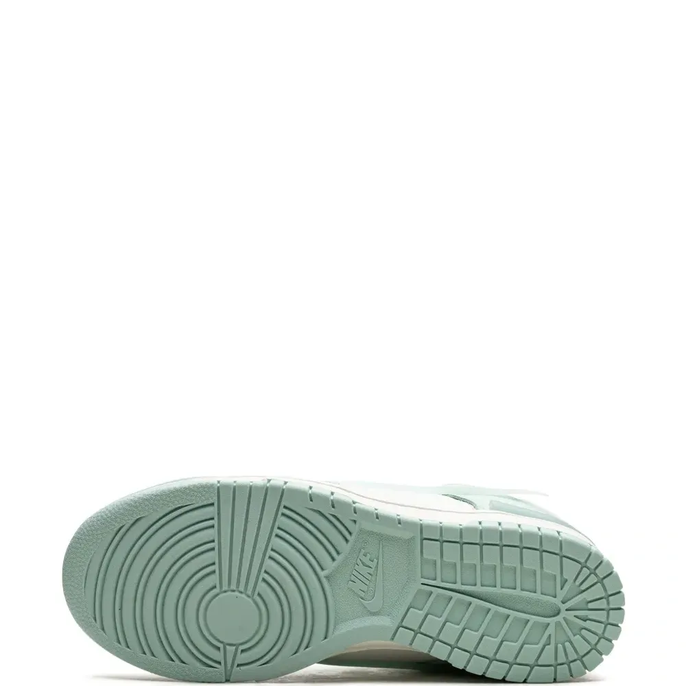 Кроссовки Dunk Low Twist 'Jade Ice'