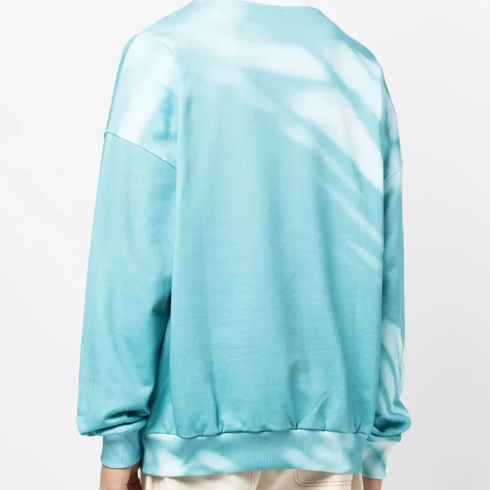 Толстовка с вышитым логотипом