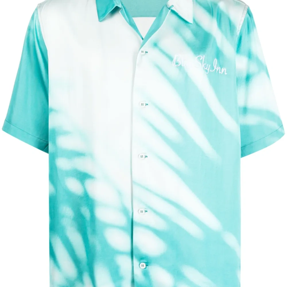 Рубашка с короткими рукавами и графичным принтом