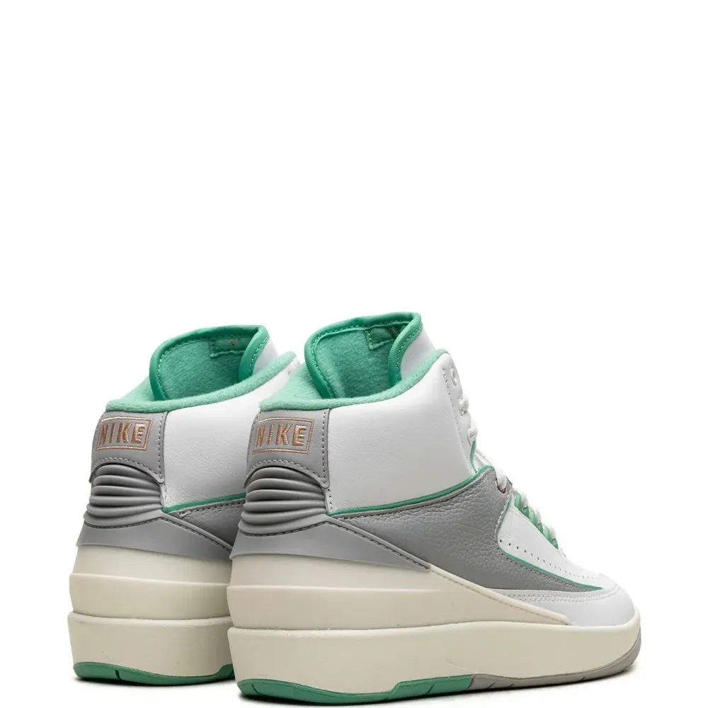 Кроссовки Air Jordan 2 Crystal Mint Кроссовки Air Jordan 2 Crystal Mint