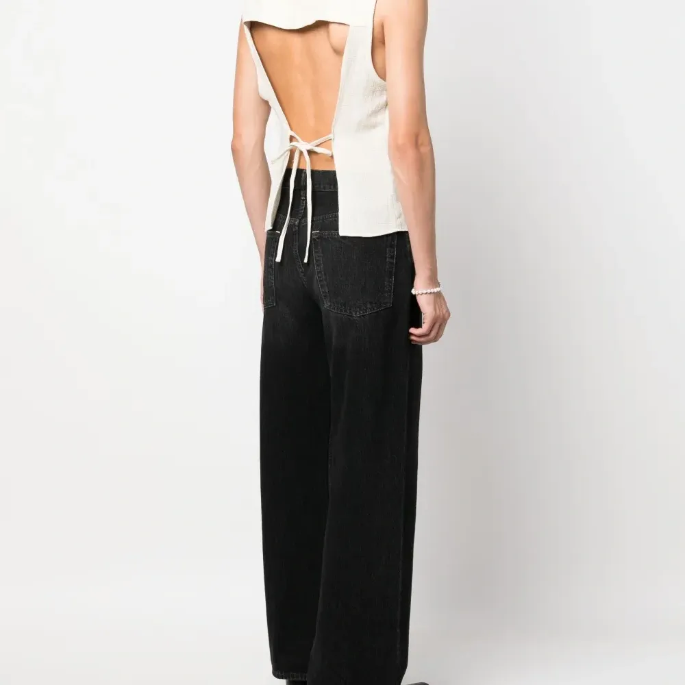 Рубашка без рукавов