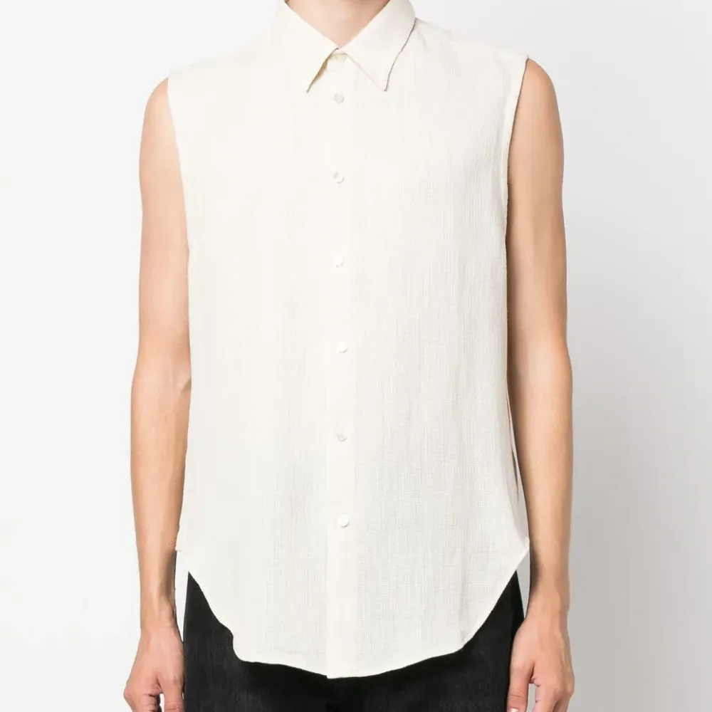 Рубашка без рукавов