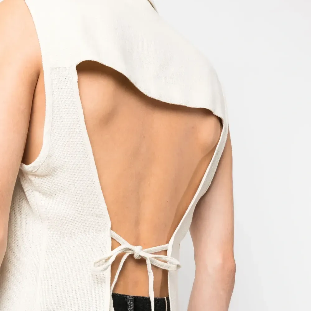 Рубашка без рукавов