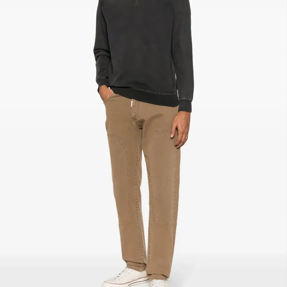 Толстовка с круглым вырезом