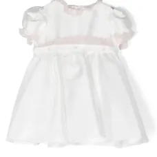 Платье с оборками и вышивкой