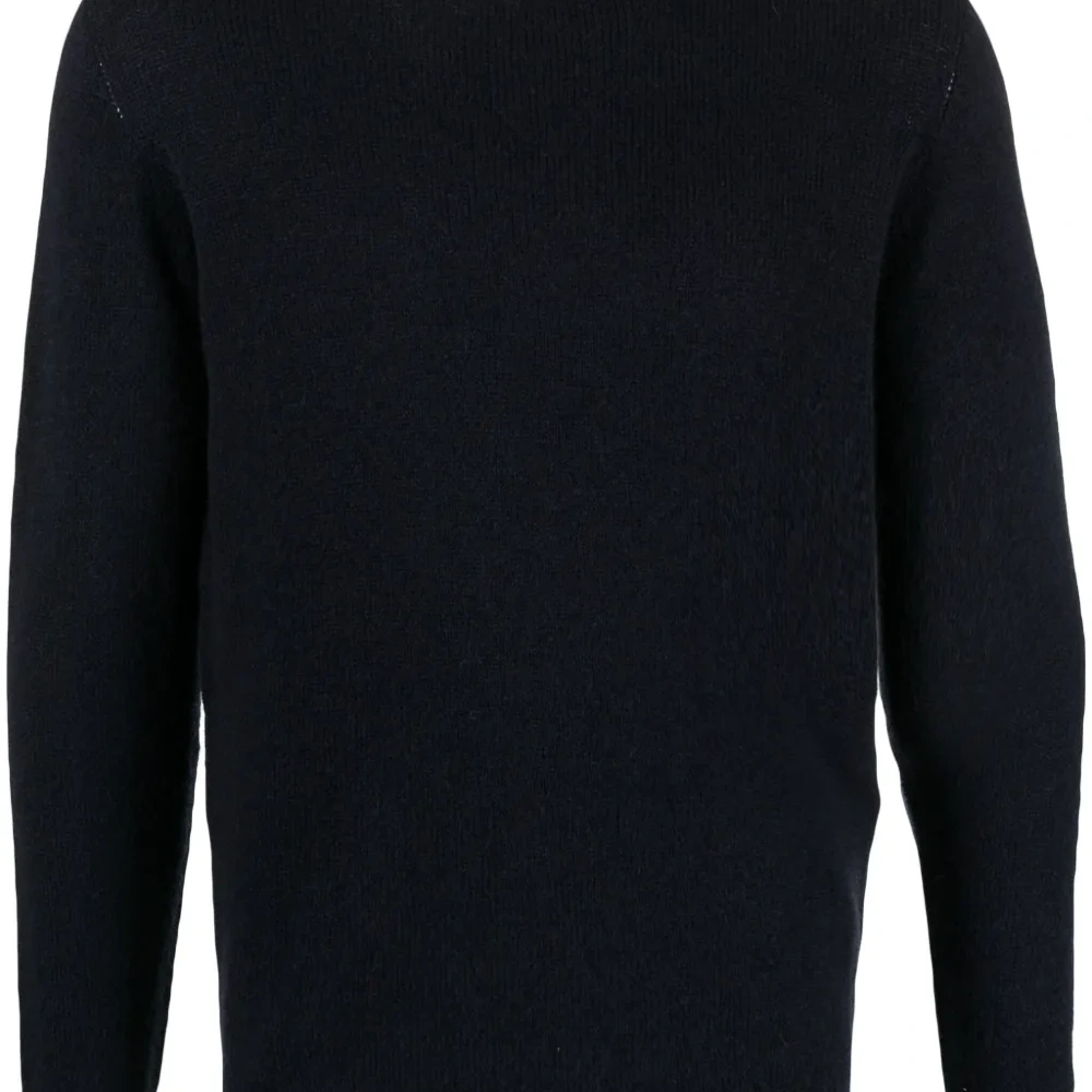 Джемпер с круглым вырезом