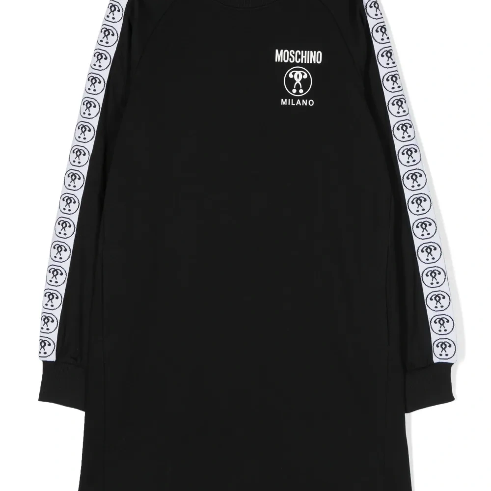 Платье с логотипом