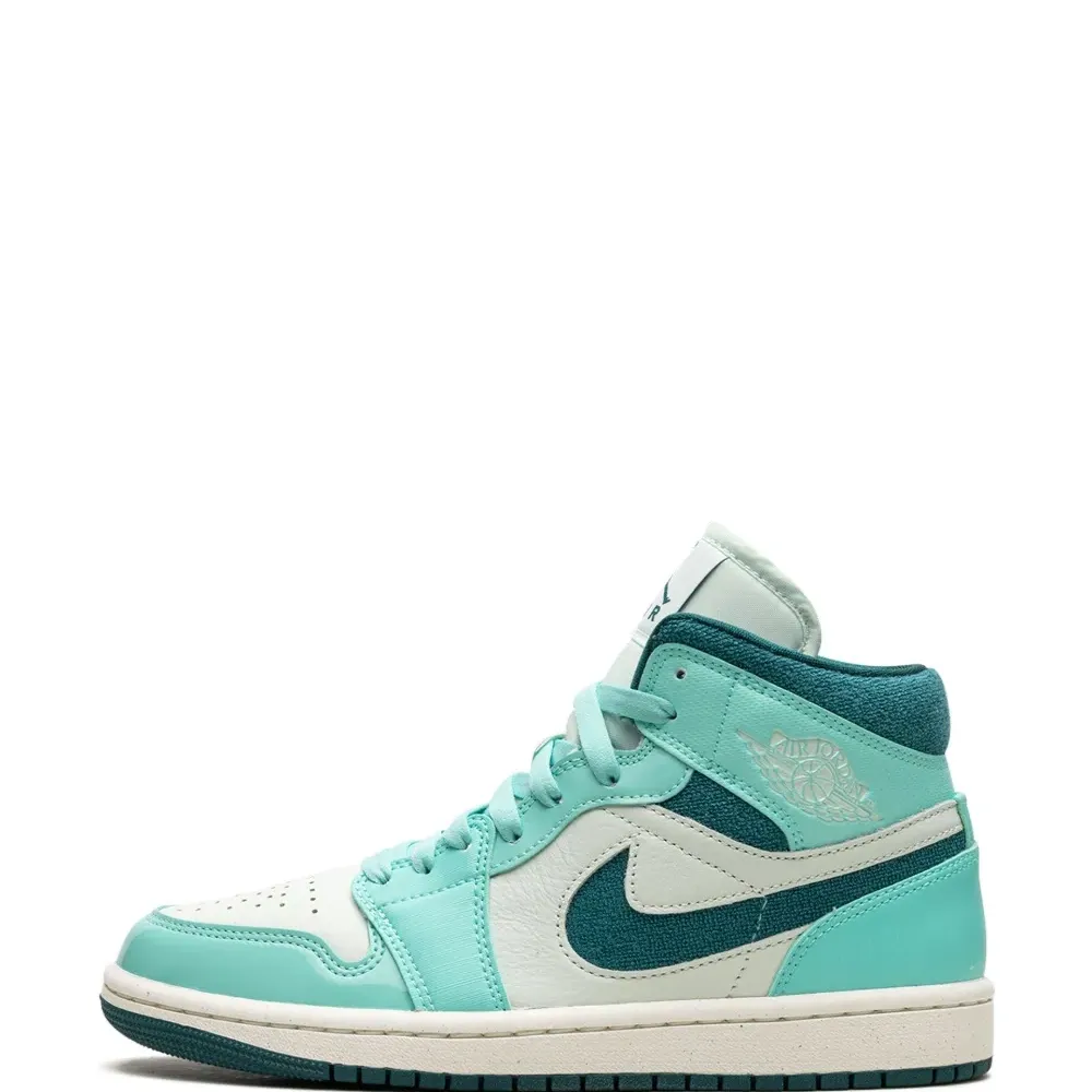 Кроссовки Air Jordan 1 Mid SE Bleached Turquoise