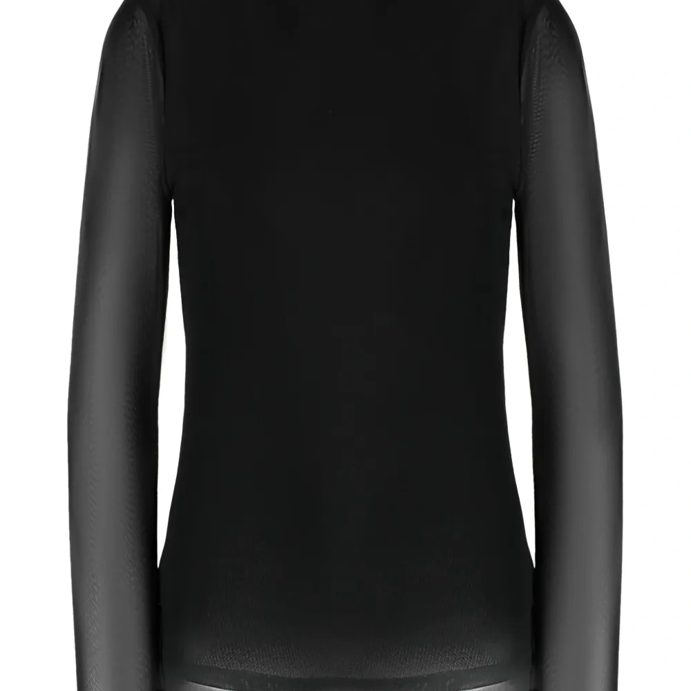 Топ с высоким воротником и длинными рукавами Топ с высоким воротником и длинными рукавами