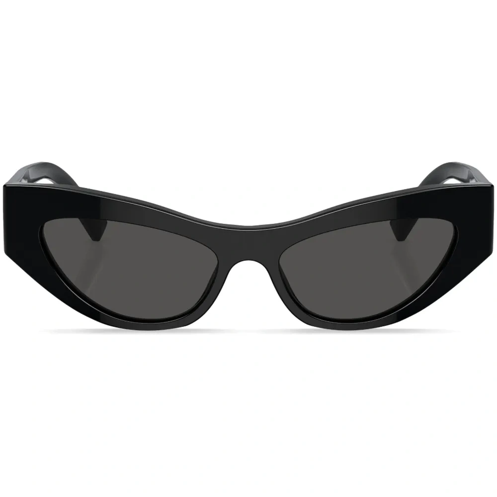 Солнцезащитные очки в овальной оправе