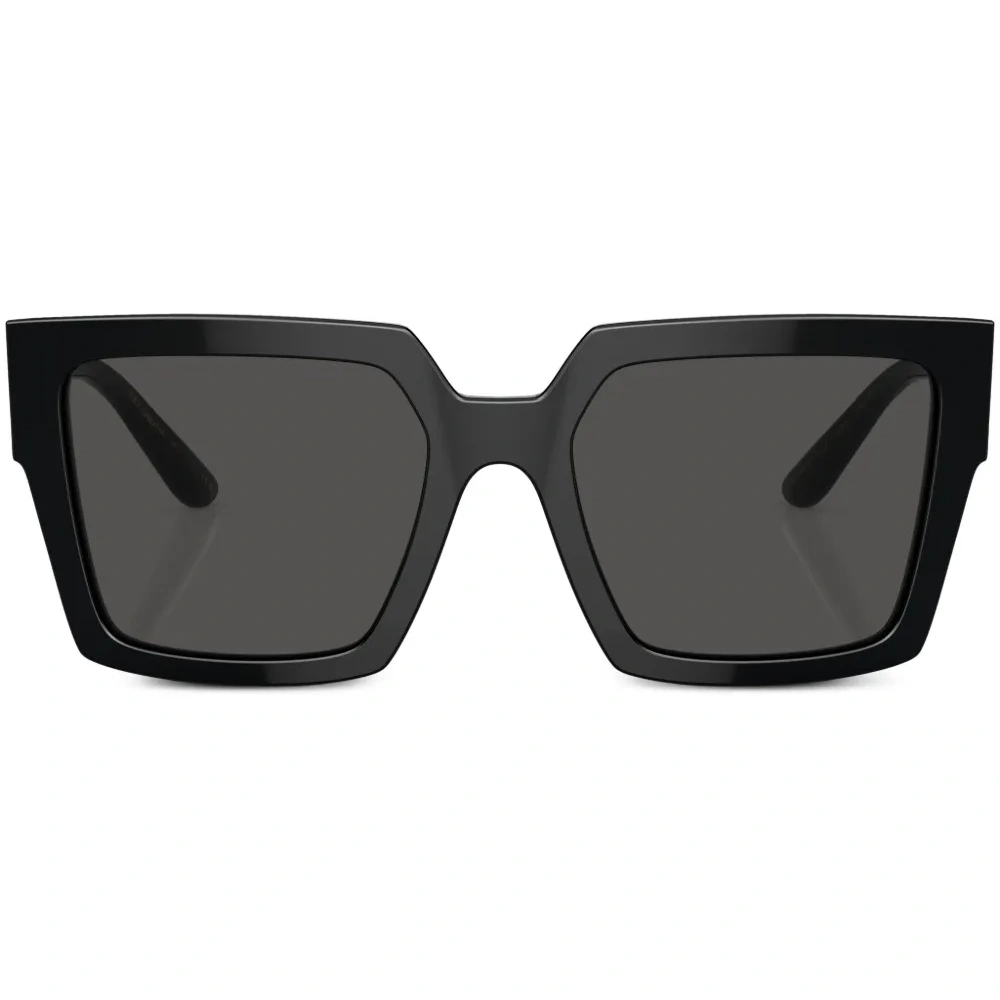 Солнцезащитные очки в квадратной оправе