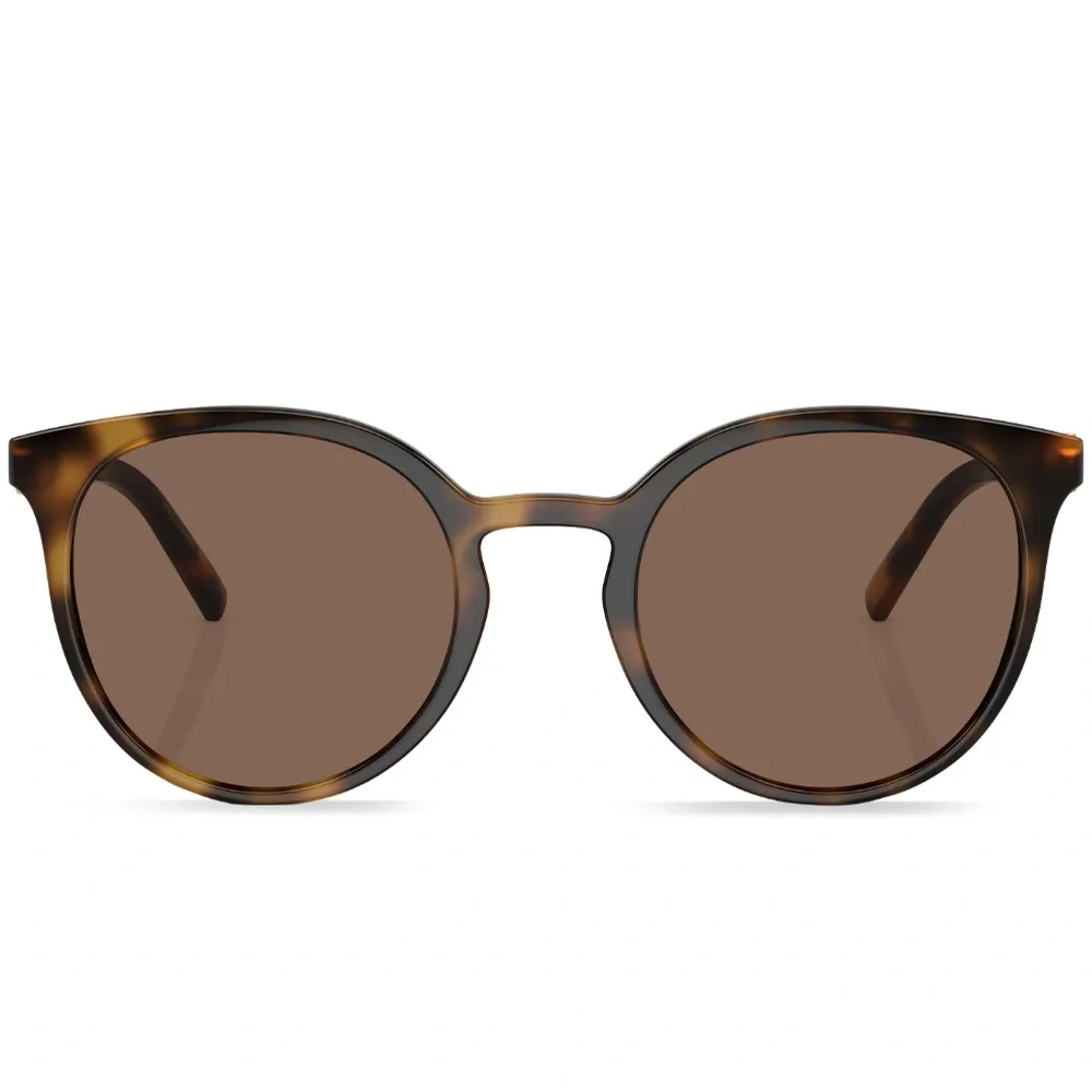 Солнцезащитные очки в круглой оправе