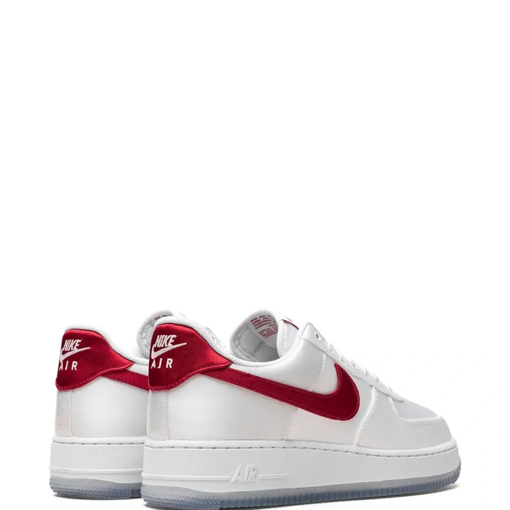 Кроссовки Air Force 1 Low '07 Satin White/Varsity Red