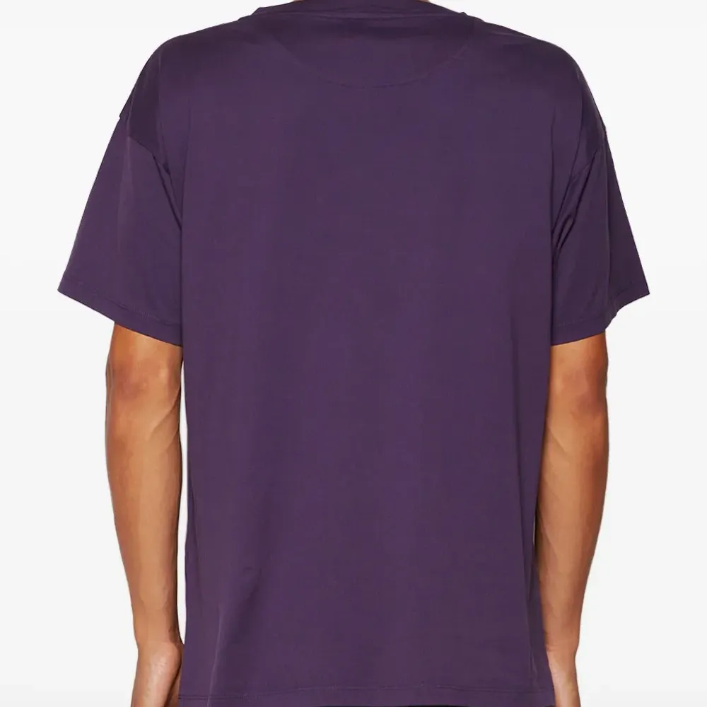 Футболка с графичным принтом