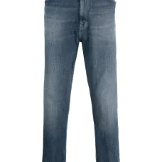 Прямые джинсы с нашивкой-логотипом