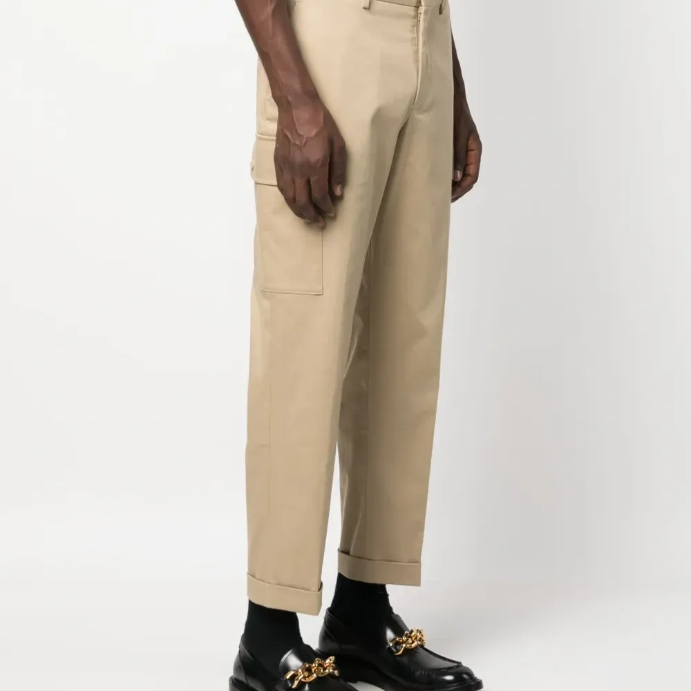 Укороченные брюки карго с узором Pegaso