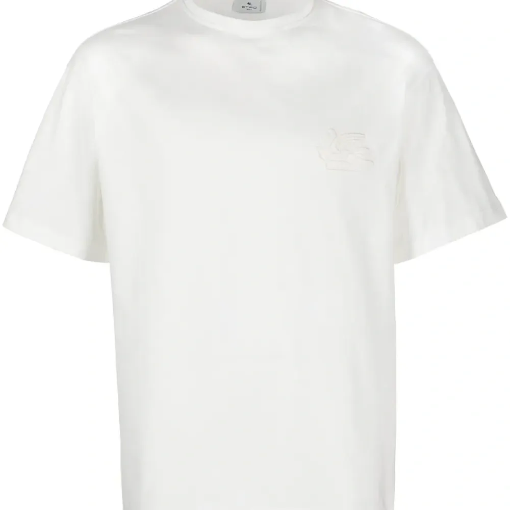 Футболка с вышивкой Pegaso