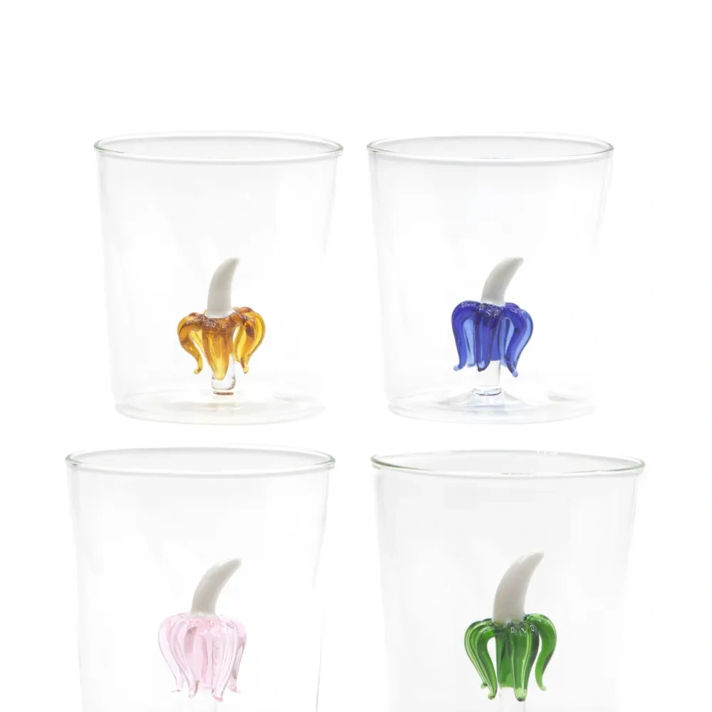 Набор из четырех стаканов