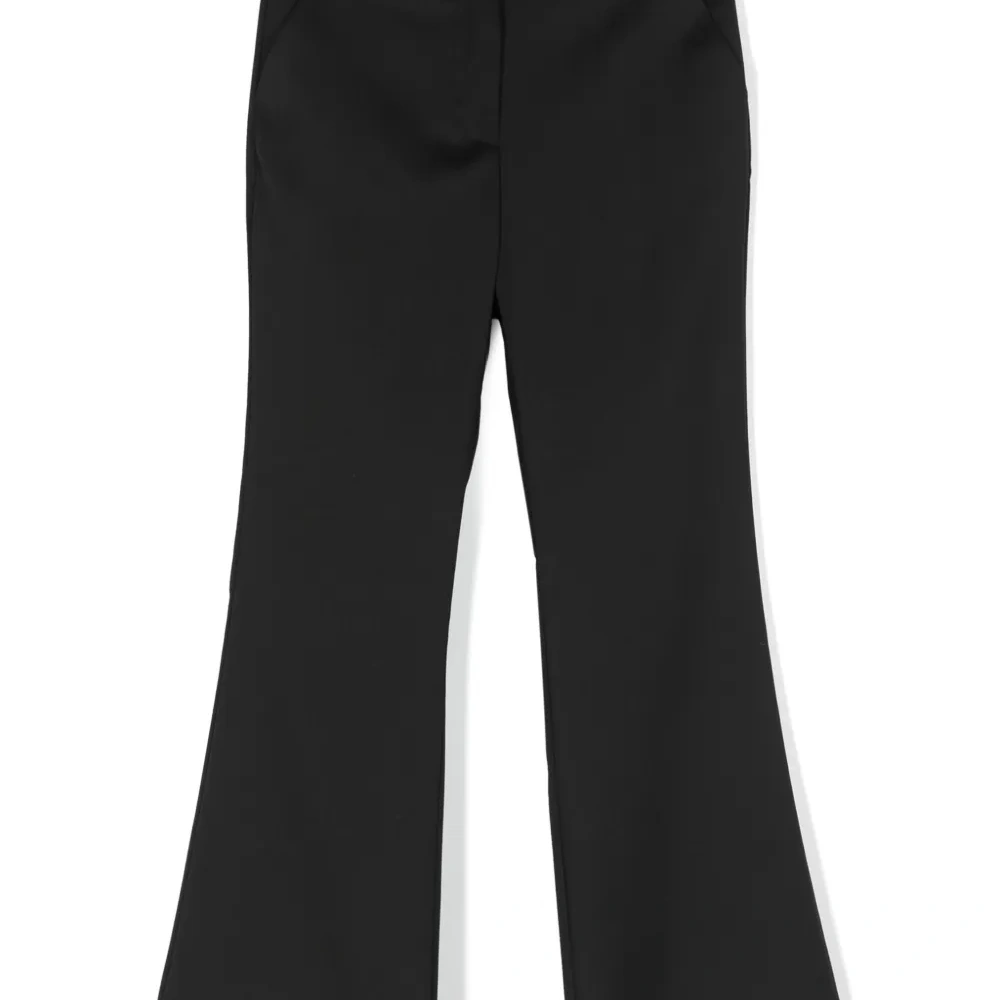 Расклешенные брюки чинос