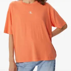 Футболка с логотипом