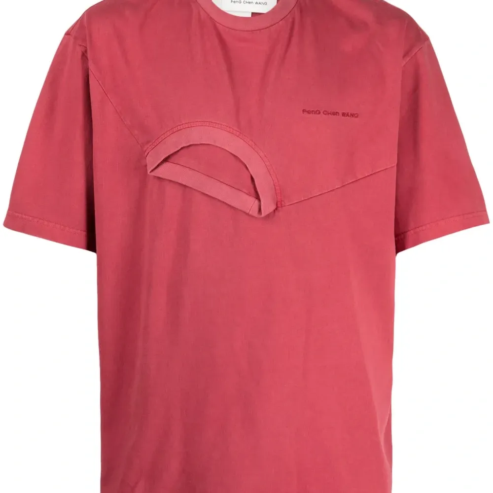 Футболка с логотипом