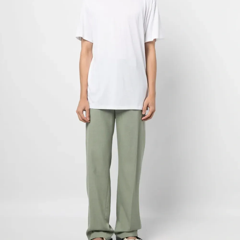 Футболка с круглым вырезом