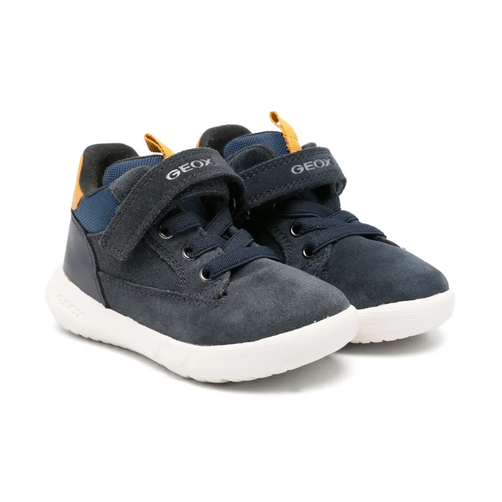 кроссовки Hyroo