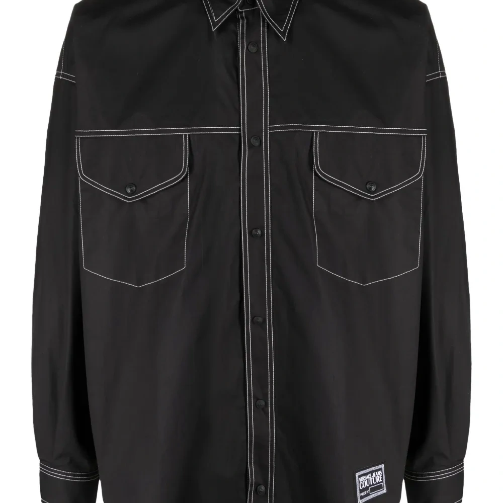 Рубашка с нашивкой-логотипом