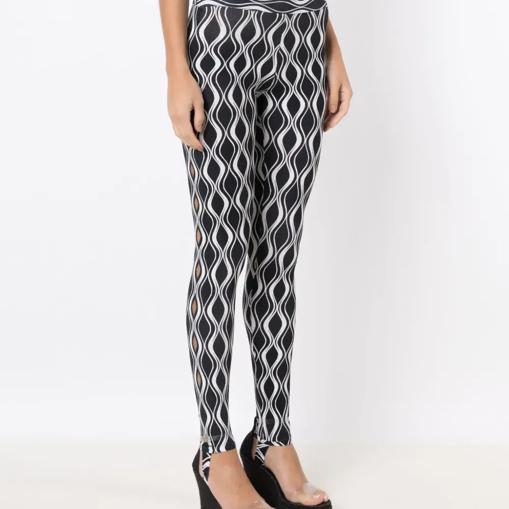 Легинсы с завышенной талией и принтом