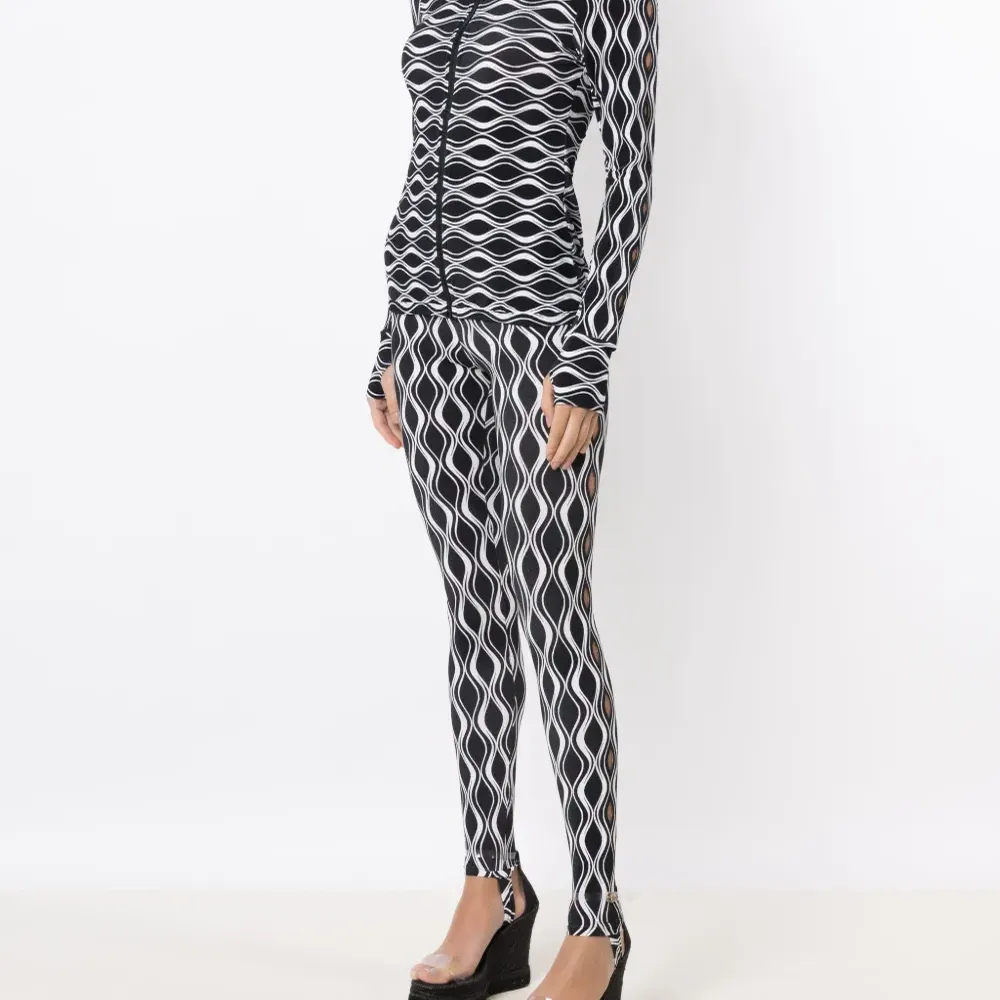 Легинсы с завышенной талией и принтом