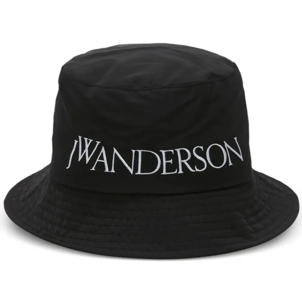 Панама с вышитым логотипом