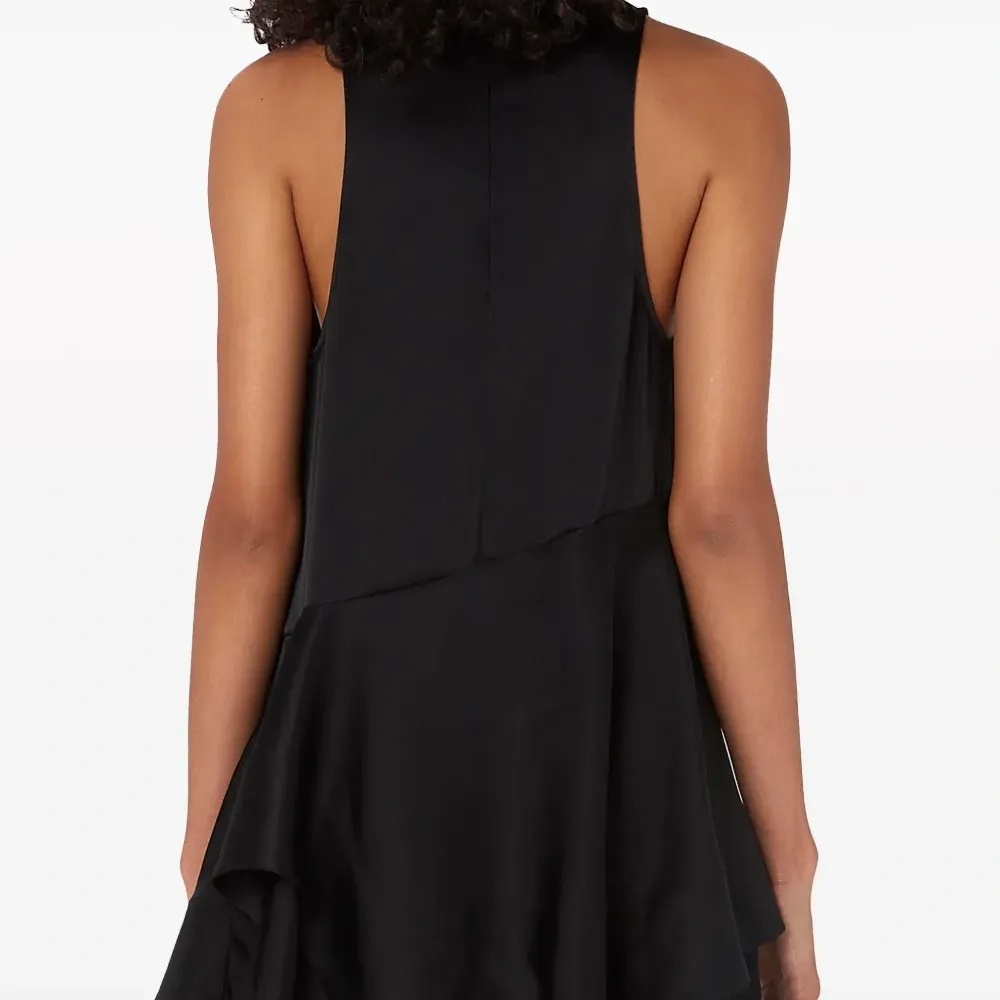 Атласный топ без рукавов с оборками Атласный топ без рукавов с оборками